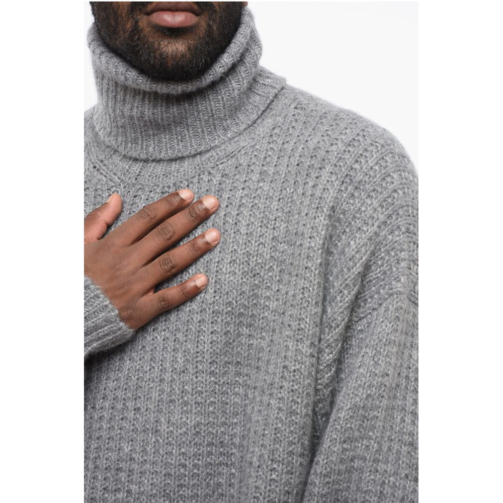 Turtleneck Cashmere and Silk Pullover