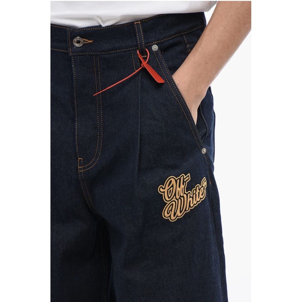 Single-Pleated Baggy Fit Jeans with Embroidered Logo 28cm
