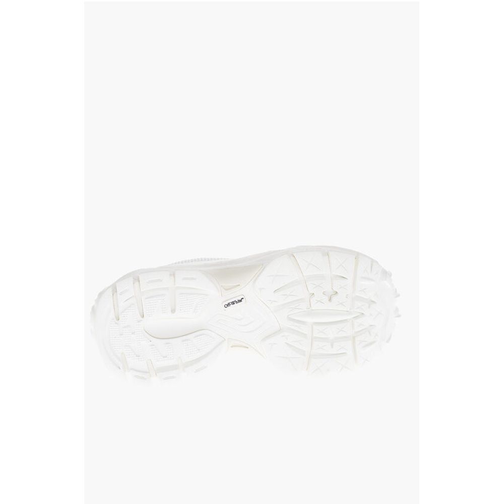 Solid Color Perforated Fabric Low-Top Sneakers