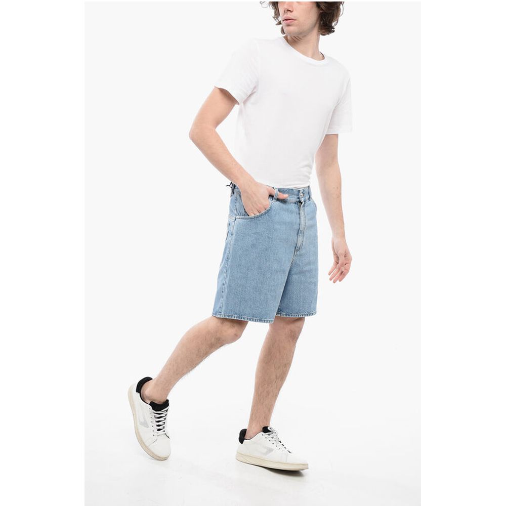 5-Pocketed Light Wash Denim Shorts