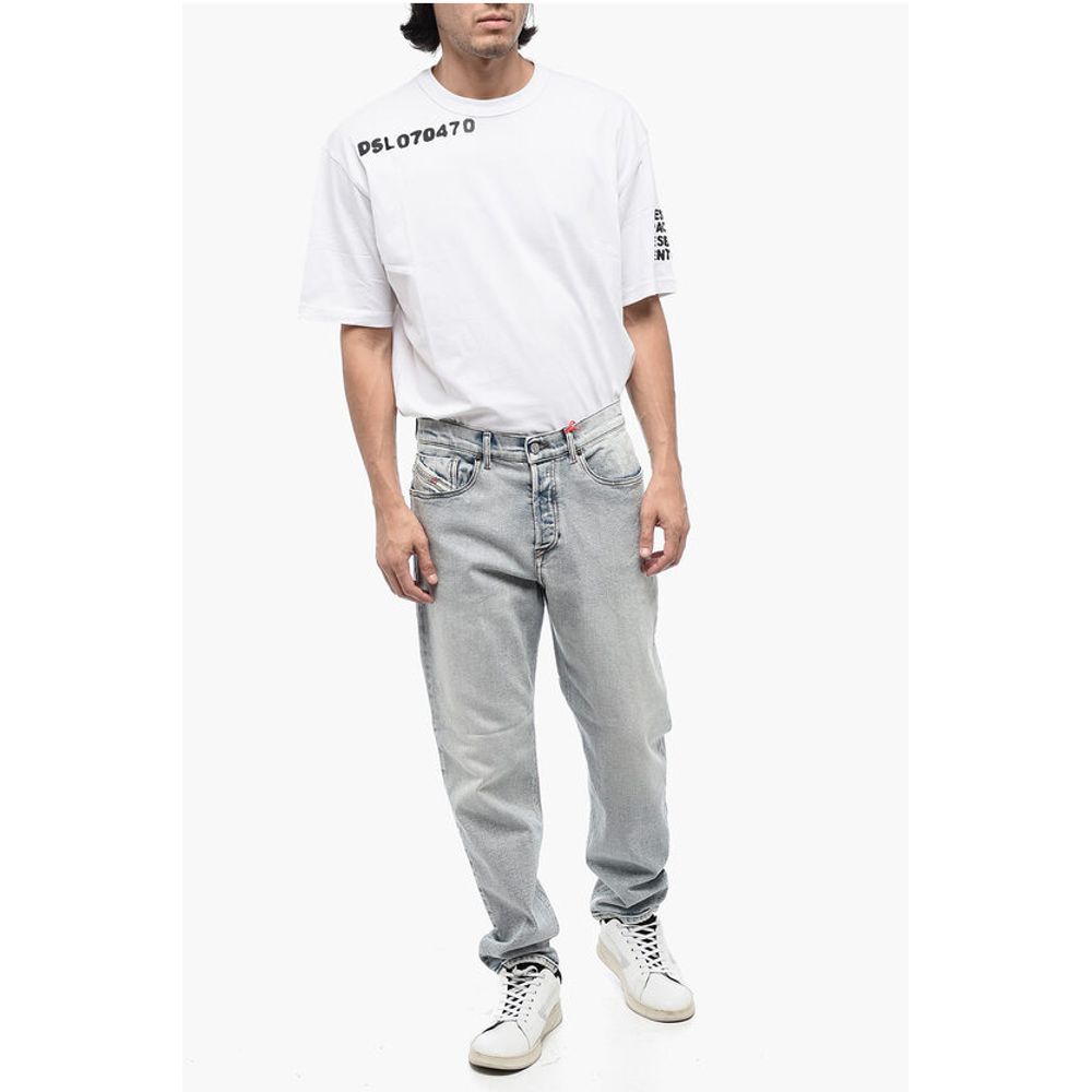 Tapered-fit 2005 D-FINING Denims with Light Wash L.32