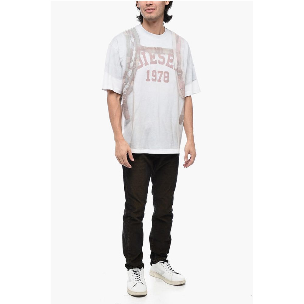 T-WASH-E3 T-Shirt with Trompe L'Oeil Print