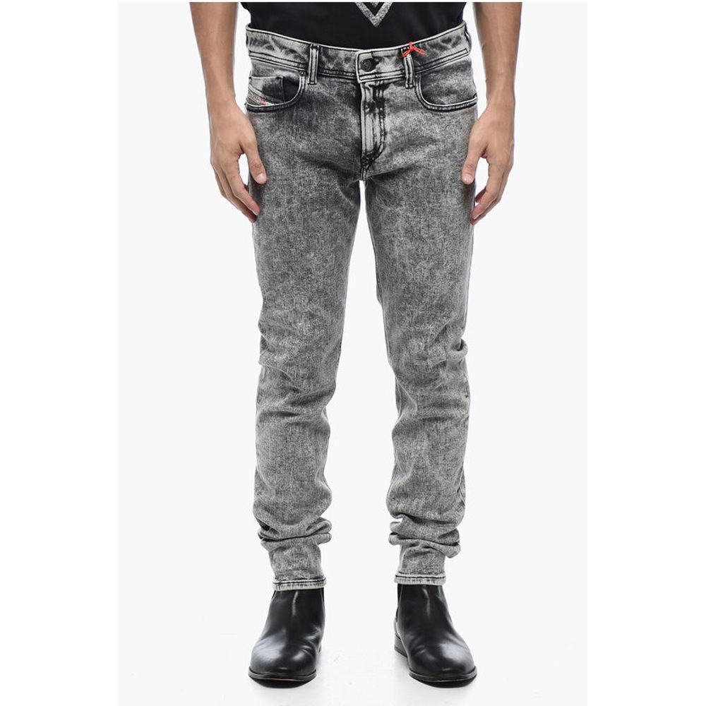 Skinny-fIt SLEENKER Denims with Low Waist L.32