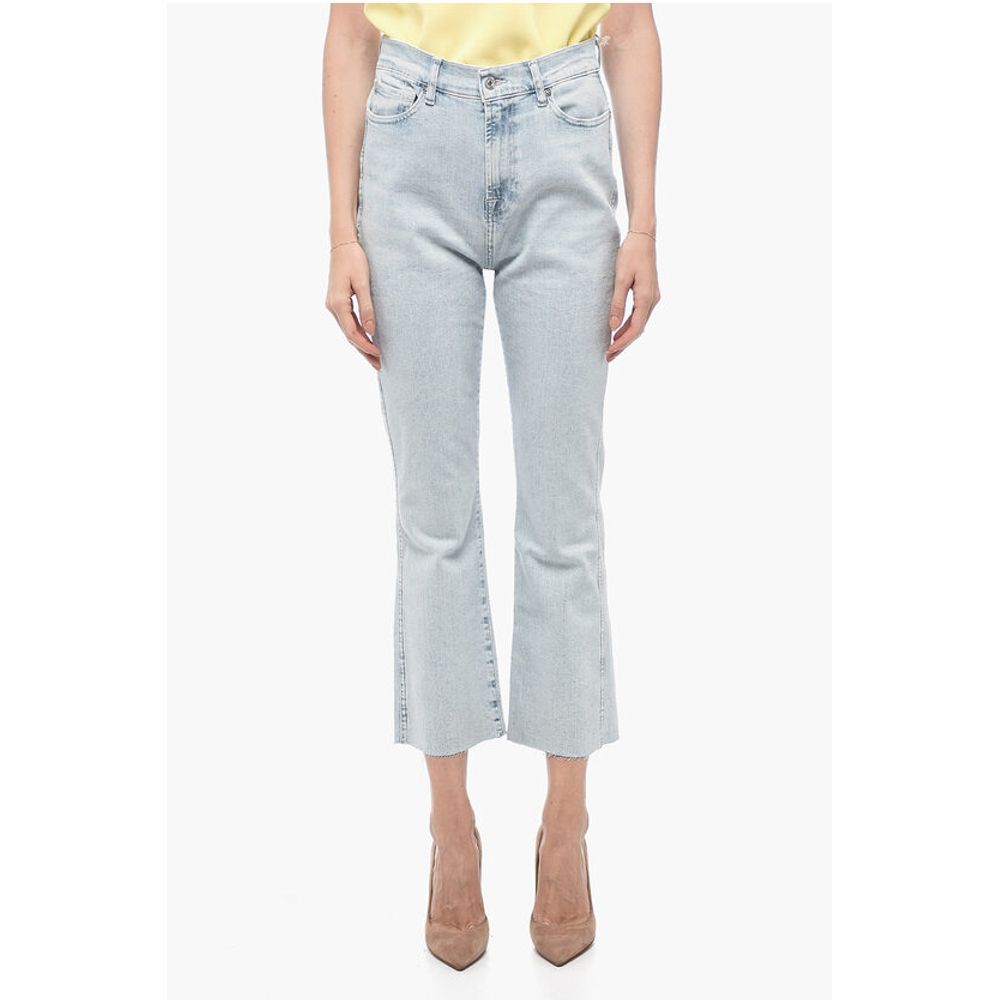 Light-Washed Stetchy Denims with Raw-Cut Hem