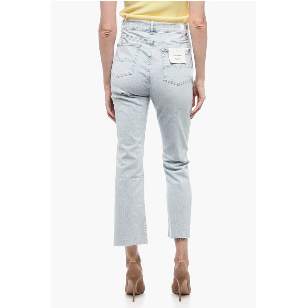 Light-Washed Stetchy Denims with Raw-Cut Hem