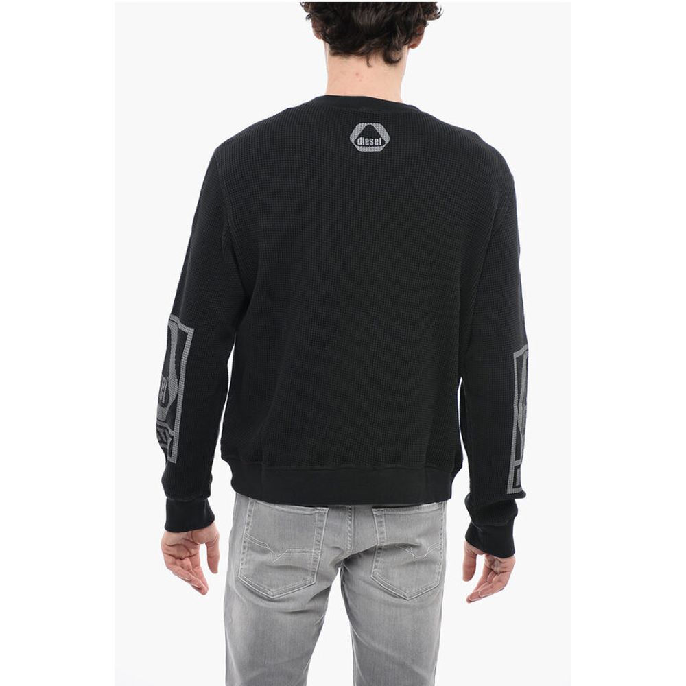 Honeycomb Motif S-GINAFFLE Crew-Neck Sweatshirt