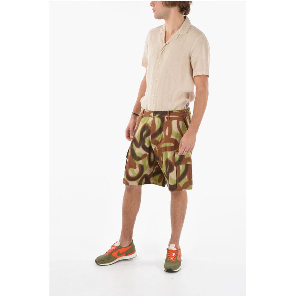 Camouflage Pattern Cargo Shorts with Elastic Waistband