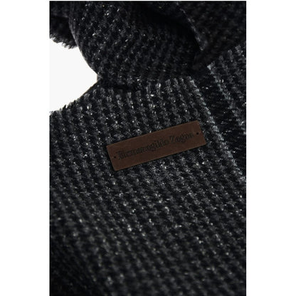 Houndstooth Scarf with Fringes