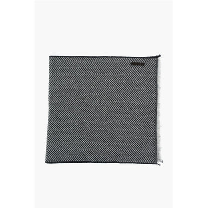 herringbone patterned cashmere scarf
