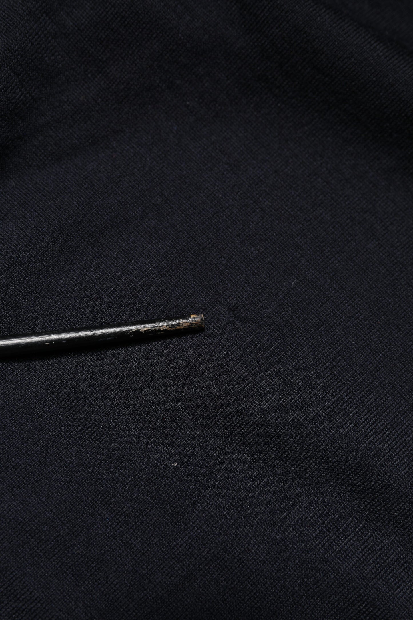 Sudadera cuello redondo cachemira negra
