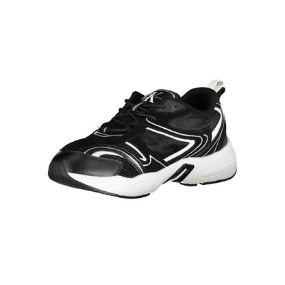Elegantes zapatillas negras con cordones y detalles en contraste