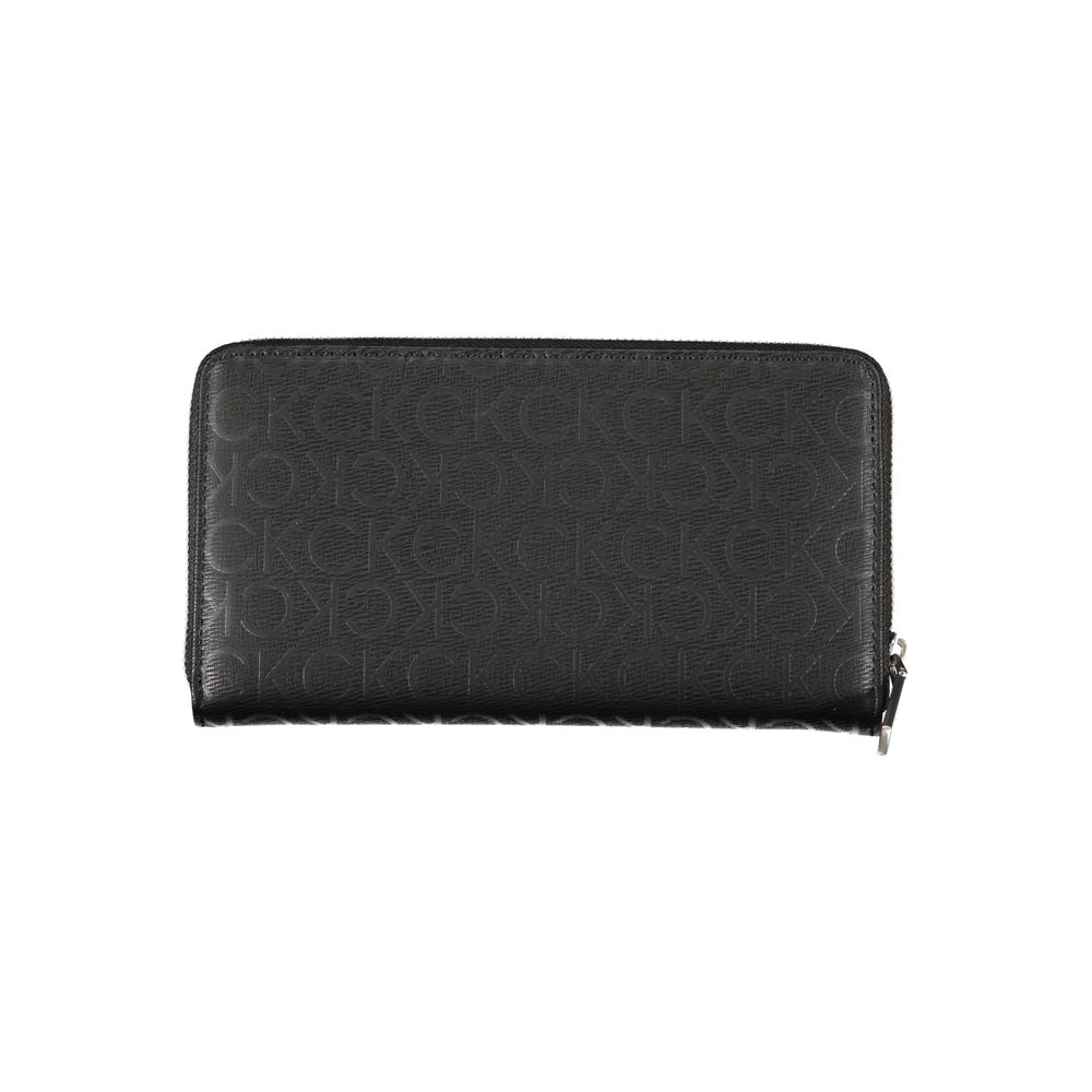 Elegante cartera de diseño con tres compartimentos