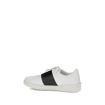 Open Sneakers