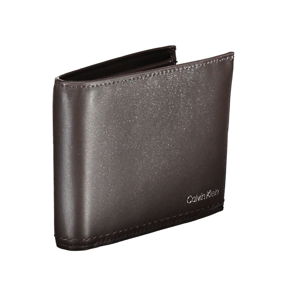 Cartera de hombre de piel marrón