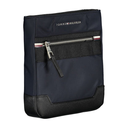 Elegante bolso bandolera azul con detalles en contraste