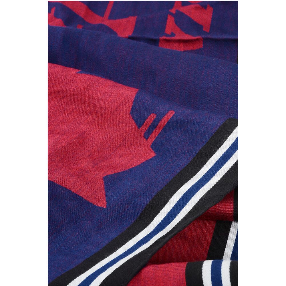 Two-Tone CANADIAN TEAM Scarf with Contrasting Details