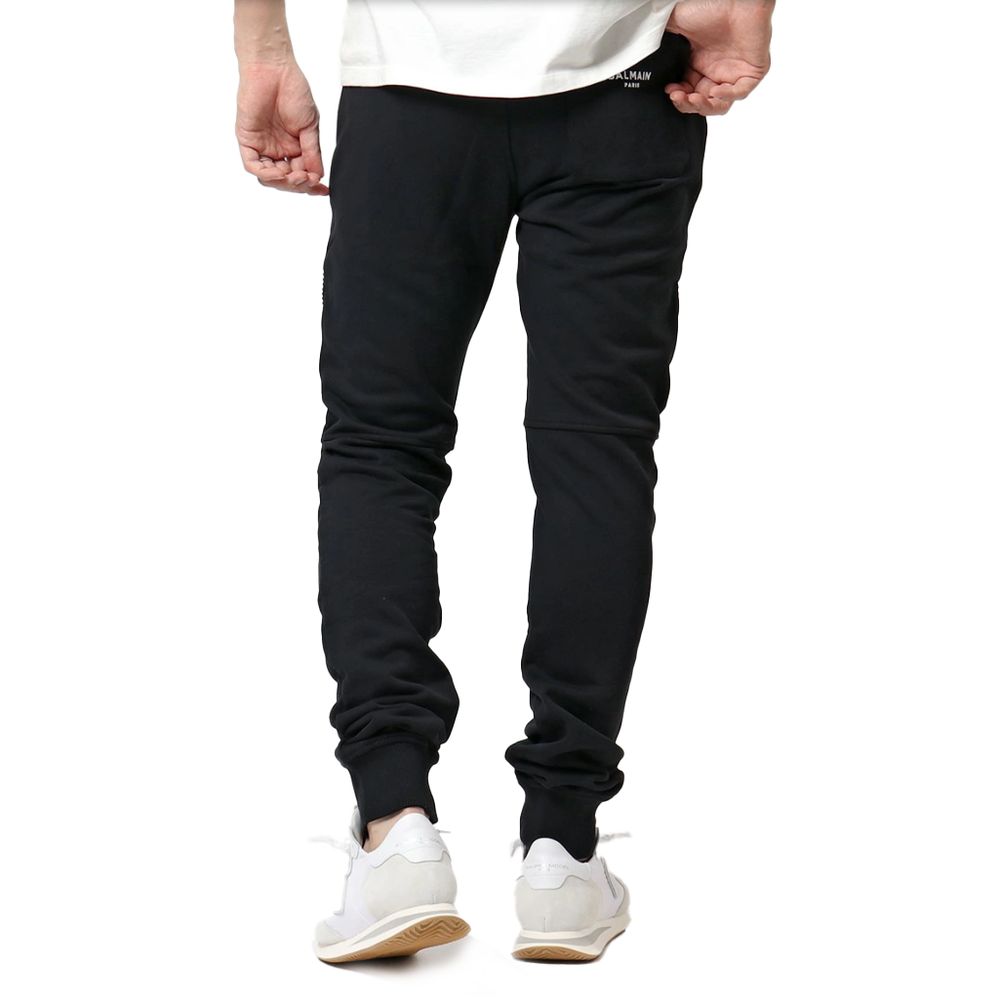 Vaqueros y pantalones negros de algodón