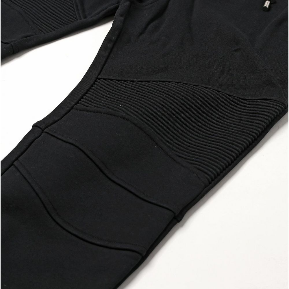 Vaqueros y pantalones negros de algodón