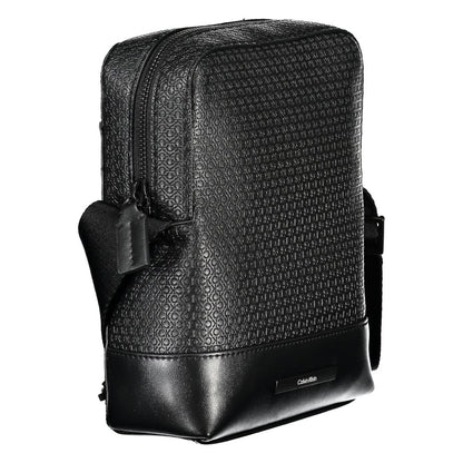 Elegante bolso negro con detalles en contraste