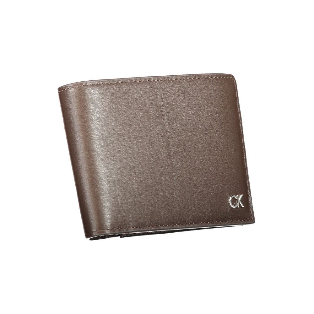 Cartera de piel marrón