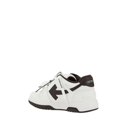 Zapatillas de deporte fuera de la oficina