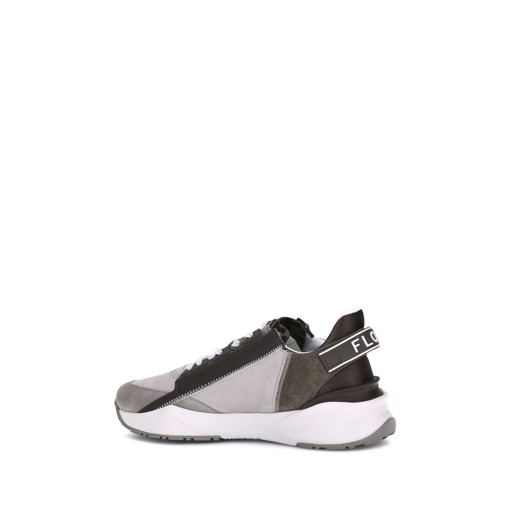 Flow Sneakers