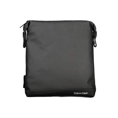 Elegante bolso negro con detalles en contraste