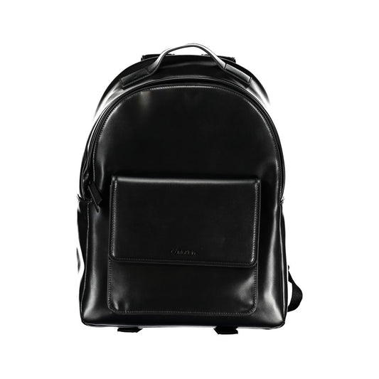Elegante mochila urbana negra con compartimento para portátil