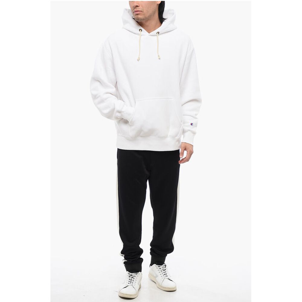 Fleeced-Cotton Solid Color Hoodie with Patch Pocket