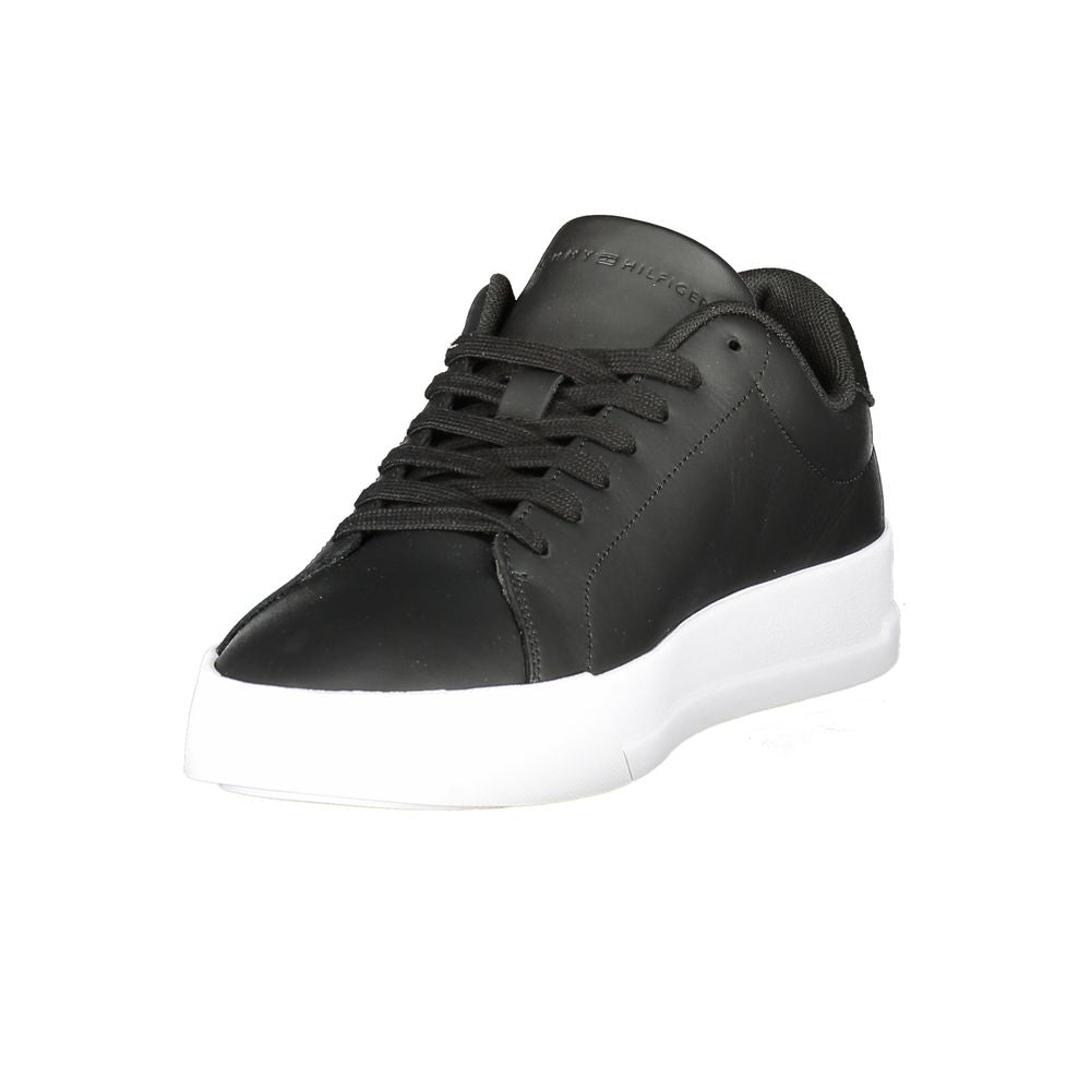 Sneaker de cuero negro para hombre