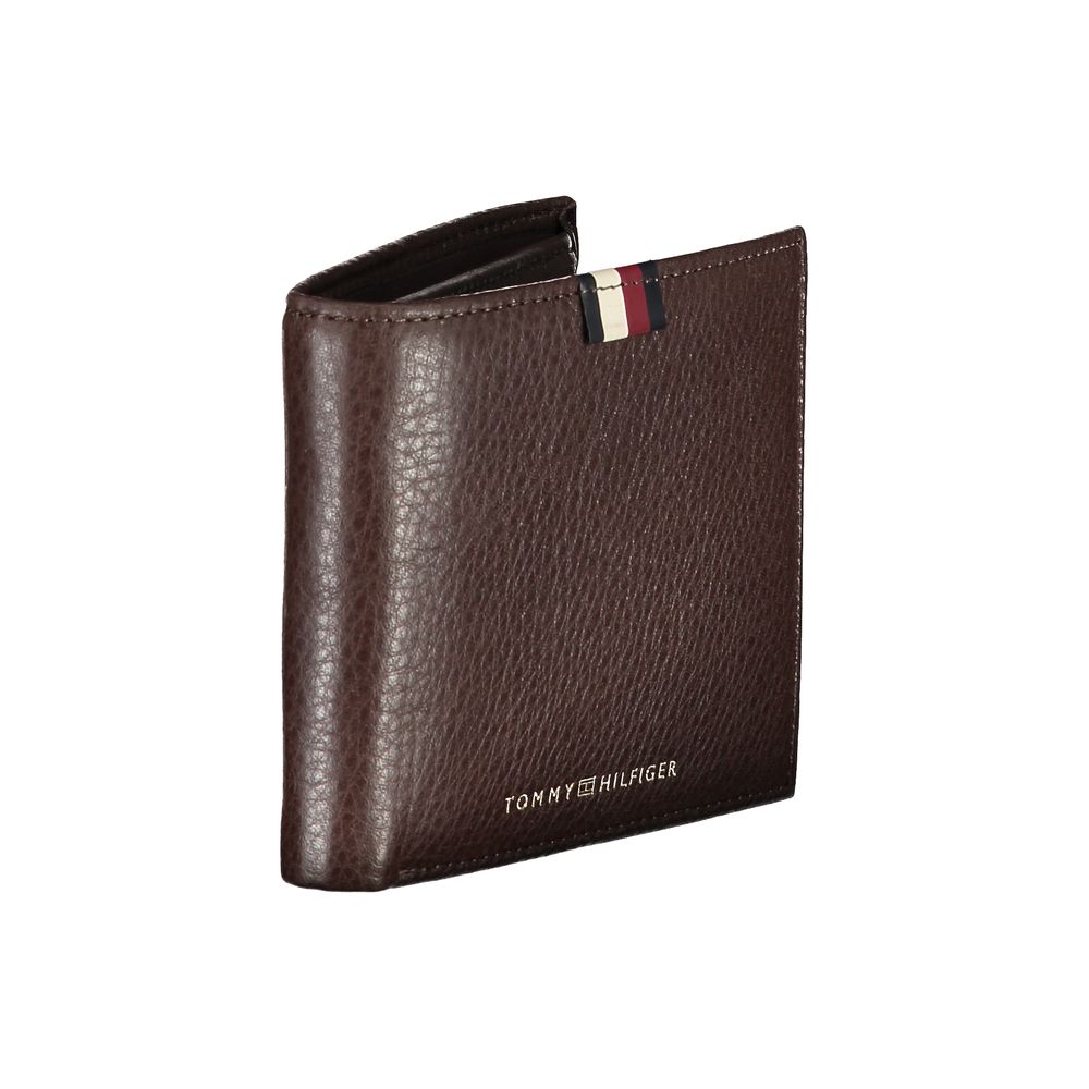 Cartera de piel marrón