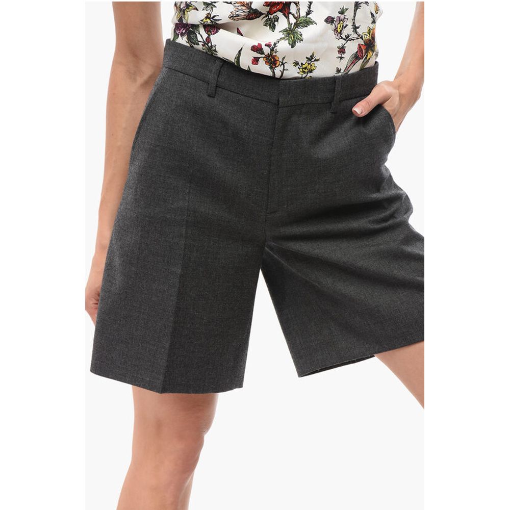 Wool Pleated Shorts