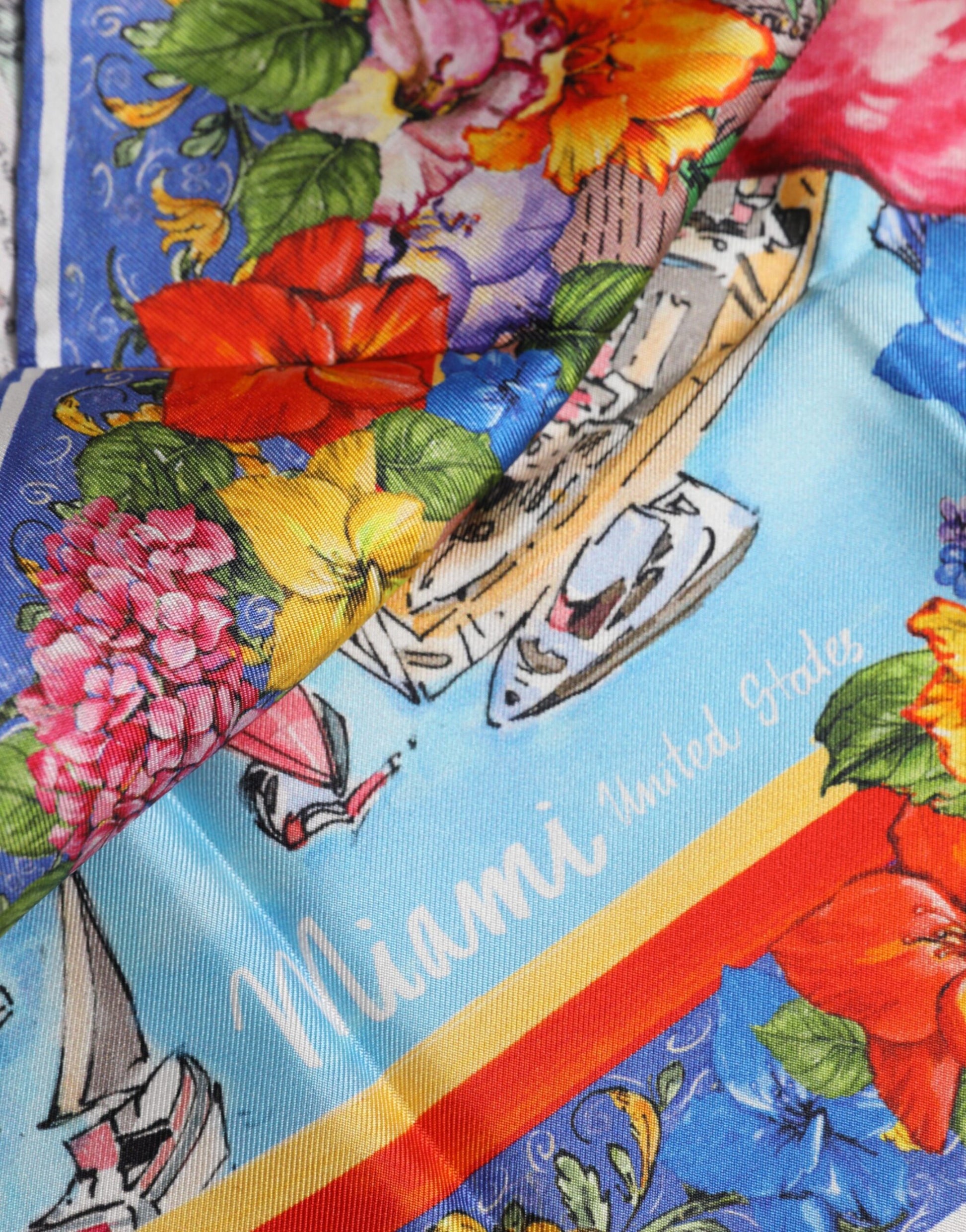 Multicolor Graphic Print Square Foulard Scarf