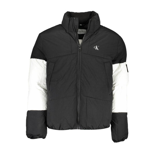 Chaqueta negra de poliéster