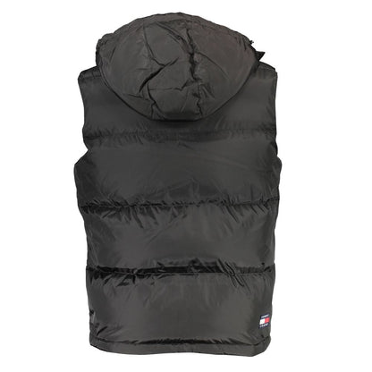 Chaqueta negra de poliéster