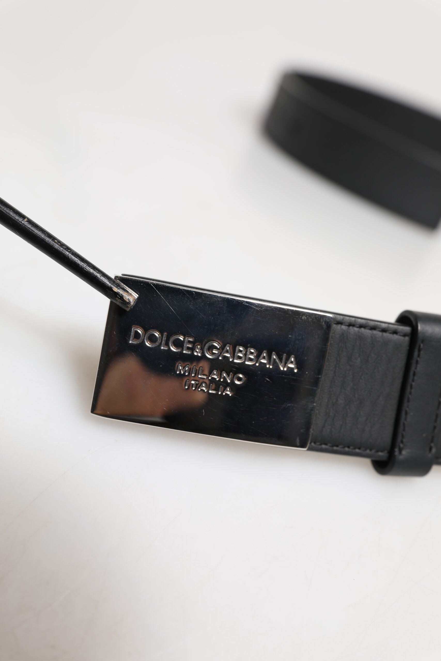 Black Leather Metal Logo Buckle Belt