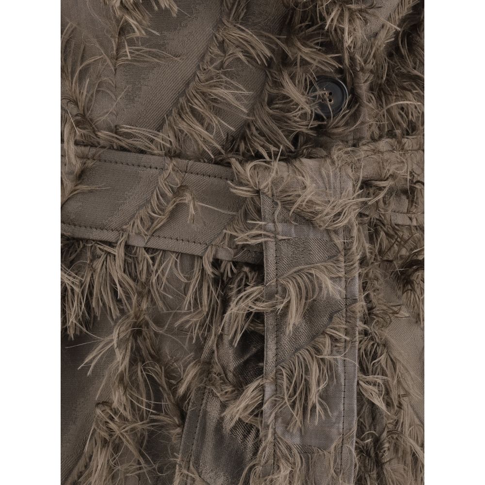 Coat with fur details