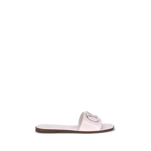 Patent leathe VLogo slide Sandals