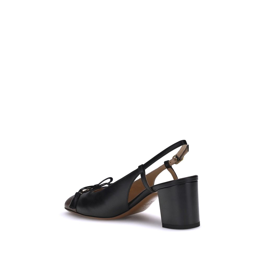 Valet Du Roi Pumps