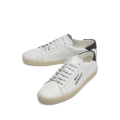 Court Classic Sneakers