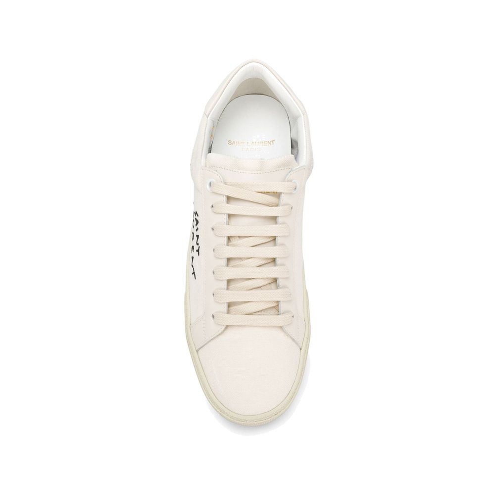 Court Classic Sneakers