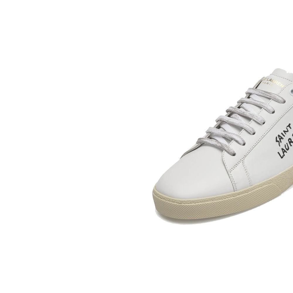 Court Classic Sneakers