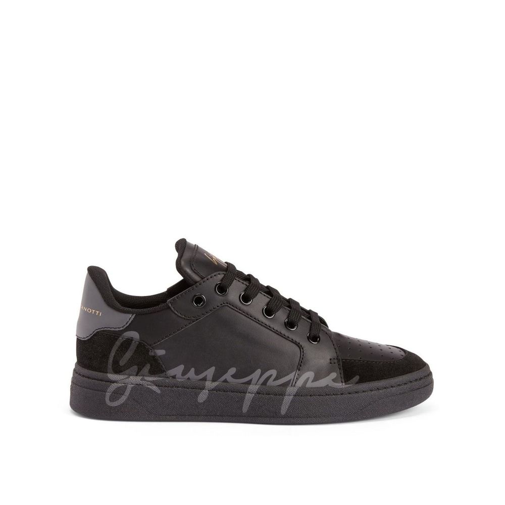 Low-Top Sneakers