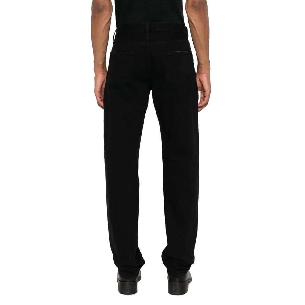 Relaxed Straight Jeans