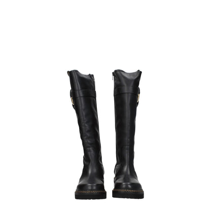 Bota de piel negra