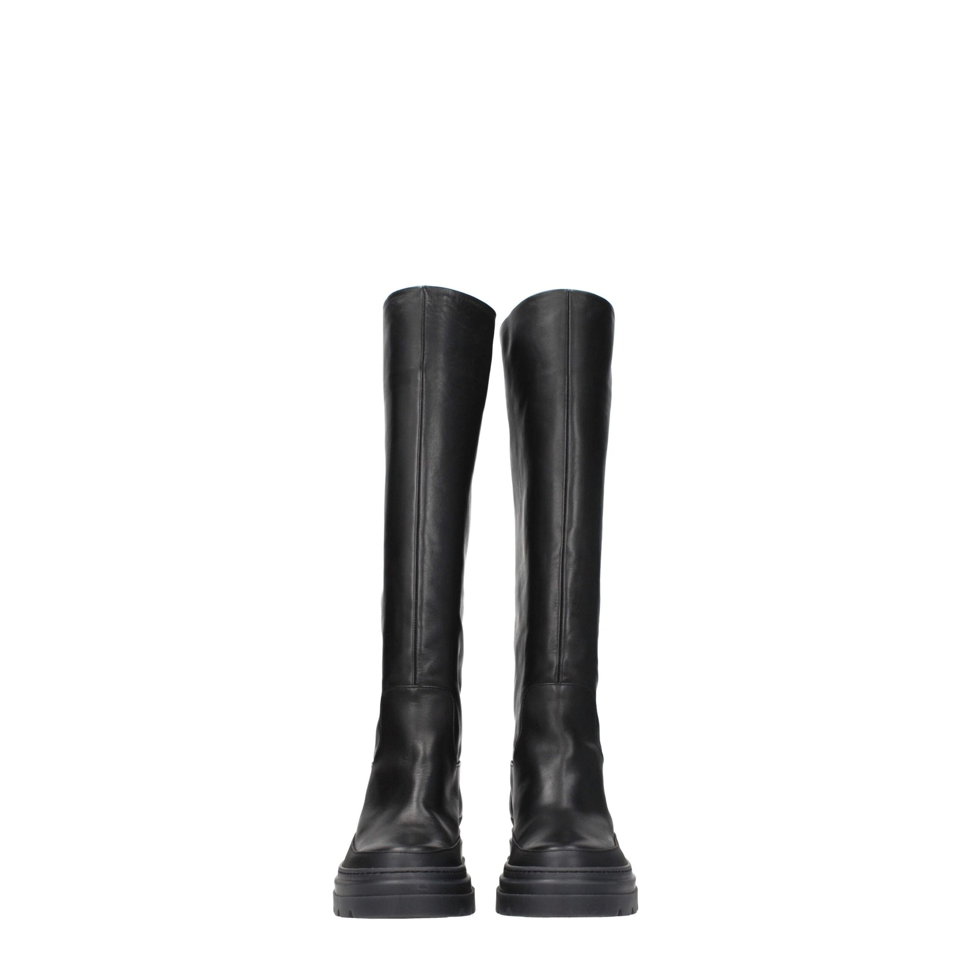 Bota de piel negra