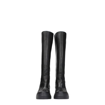 Bota de piel negra