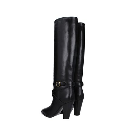 Bota de piel negra