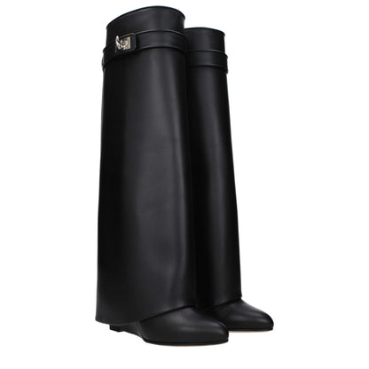 Bota de piel negra