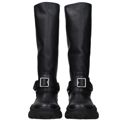 Bota de piel negra